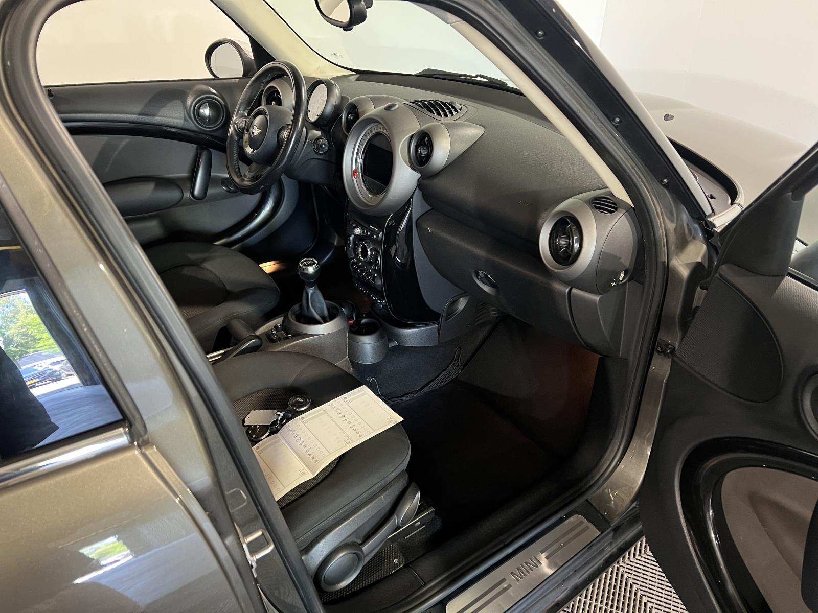 Mini | Countryman | 1.6 Cooper Pepper | 2010 | 205.477 km | 74NJG4 | Logisch