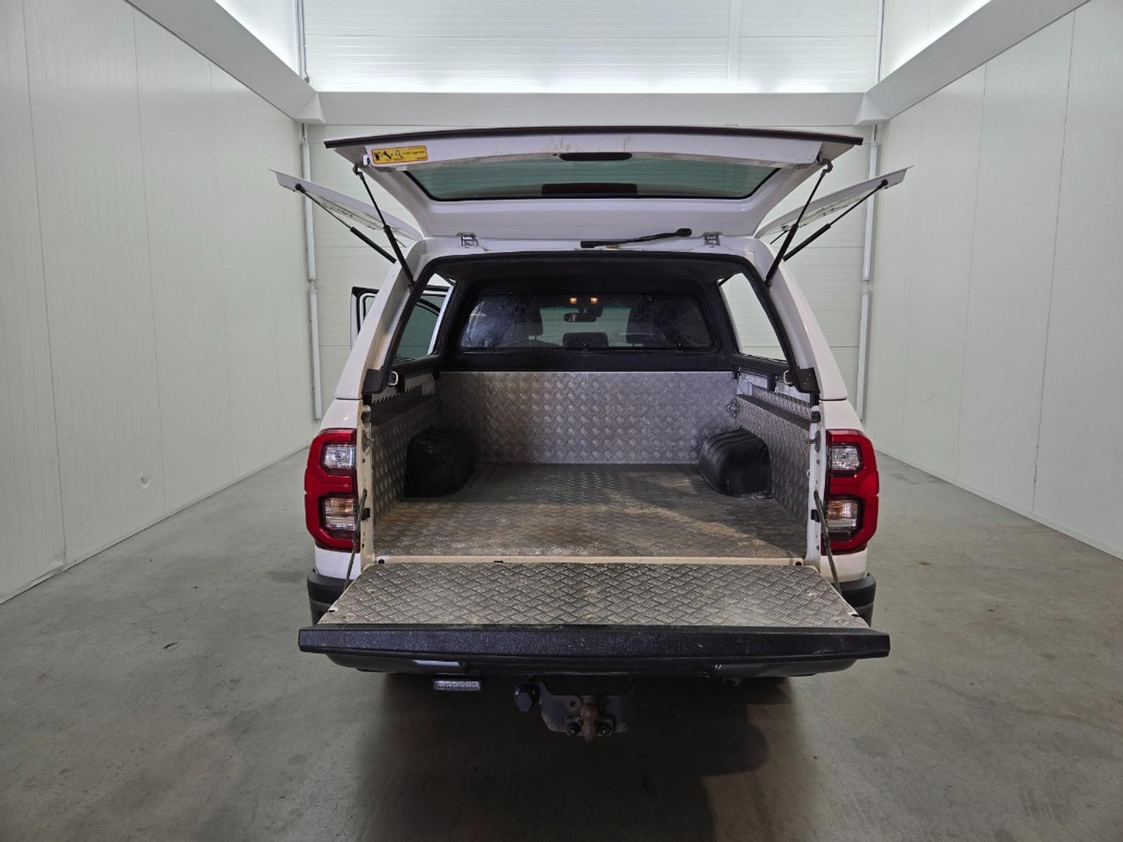 Toyota HiLux 2.8 D-4D Double Cab Professional premium | 2021 | 246.542 km | V06JKH | NAP: Geen oordeel