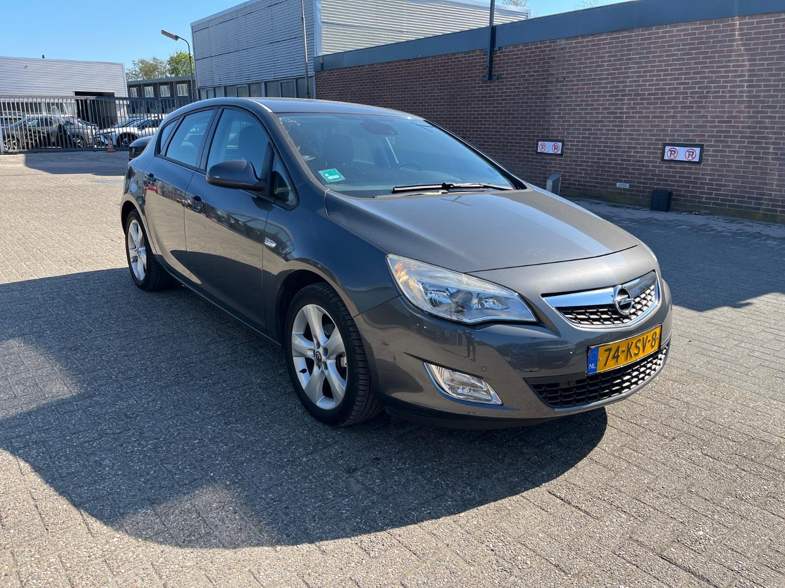 Opel Astra 1.6 Edition | 2010 | 109.229 km | 74KSV8 | NAP: Logisch