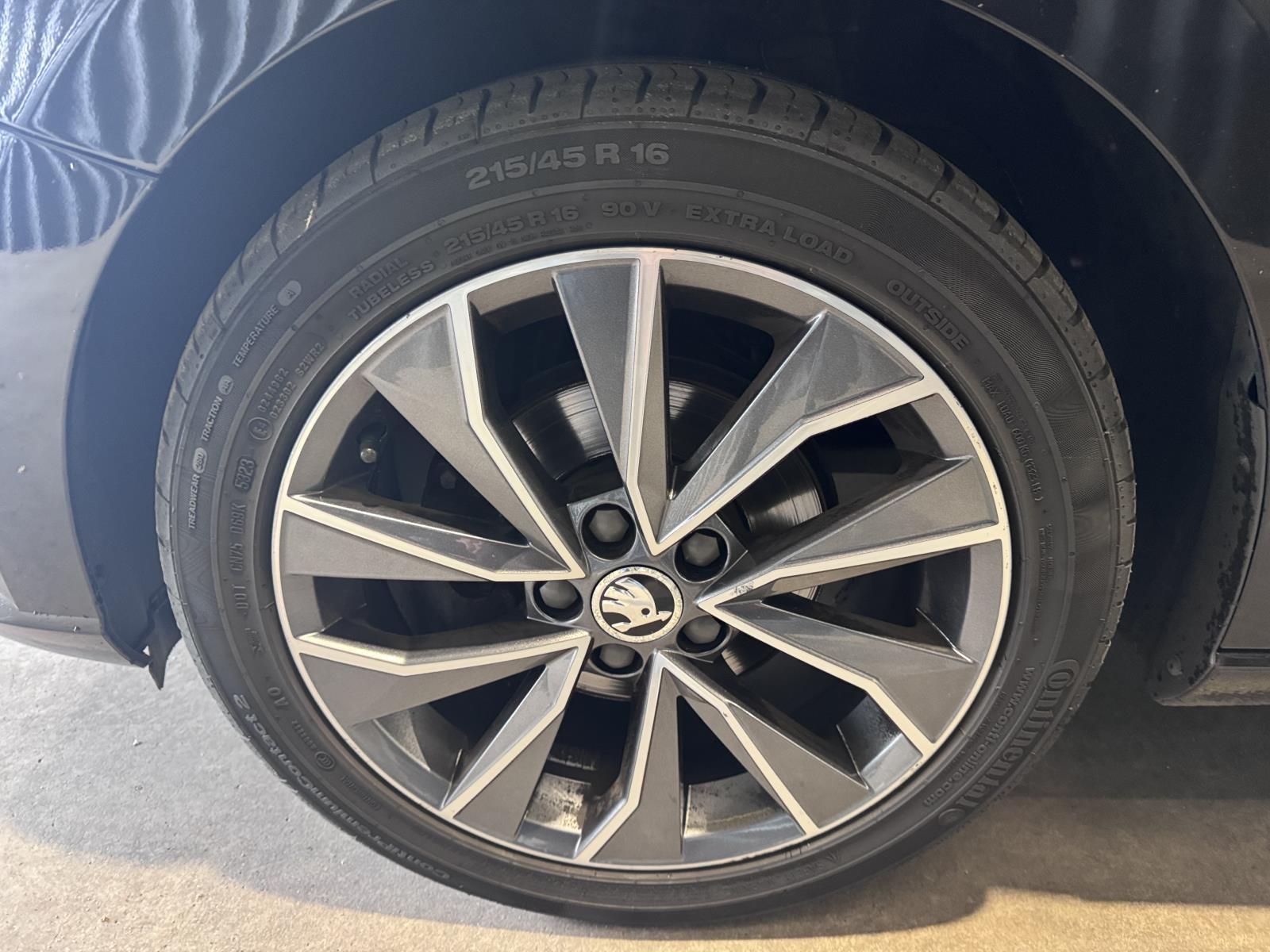 Skoda | Fabia Combi | 1.2 TSI Drive | 2017 | 366.194 km | NH722Z | Logisch