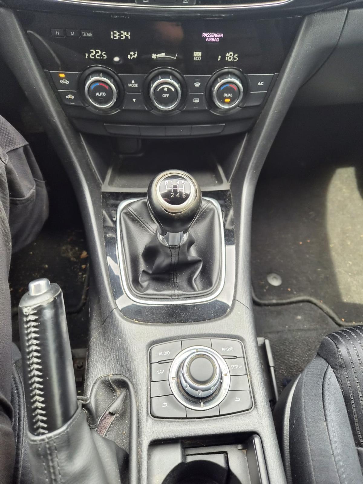 Mazda | 6 | 2.2D Skylease | 2015 | 259,676 km | GV122H | Illogical