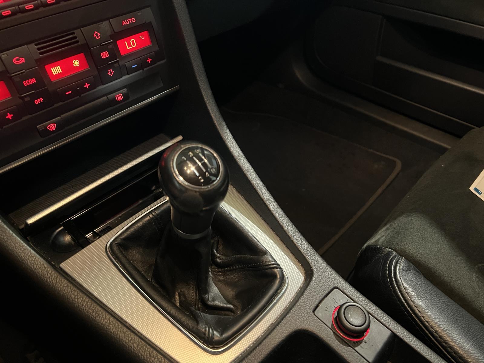 Audi | A4 Avant | 2.0 Pro Line | 2005 | 276.374 km | 46PXKT | Logisch