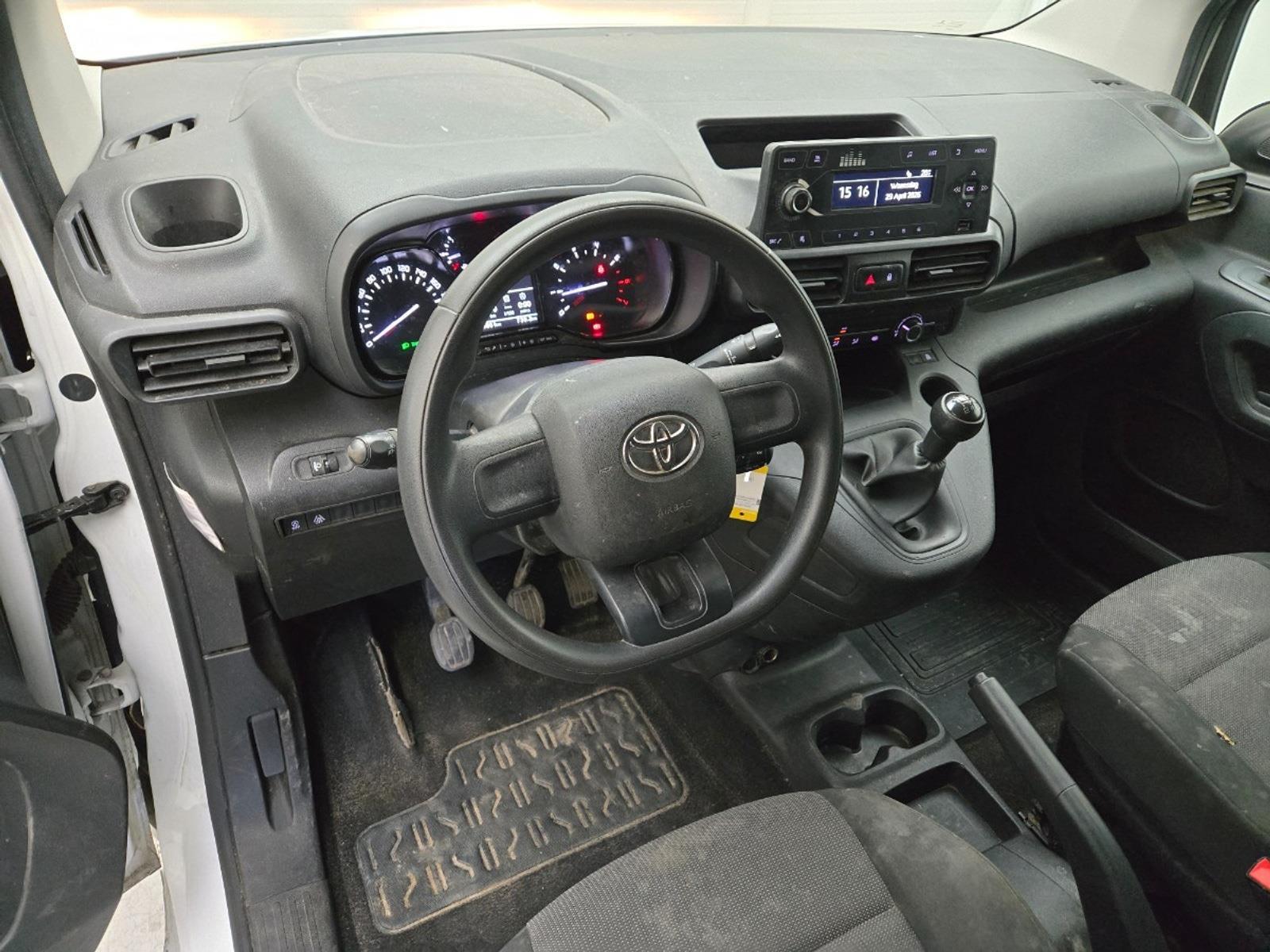 Toyota PROACE CITY 1.5 D-4D Comfort | 2021 | 96.861 km | VLH24N | NAP: Geen oordeel