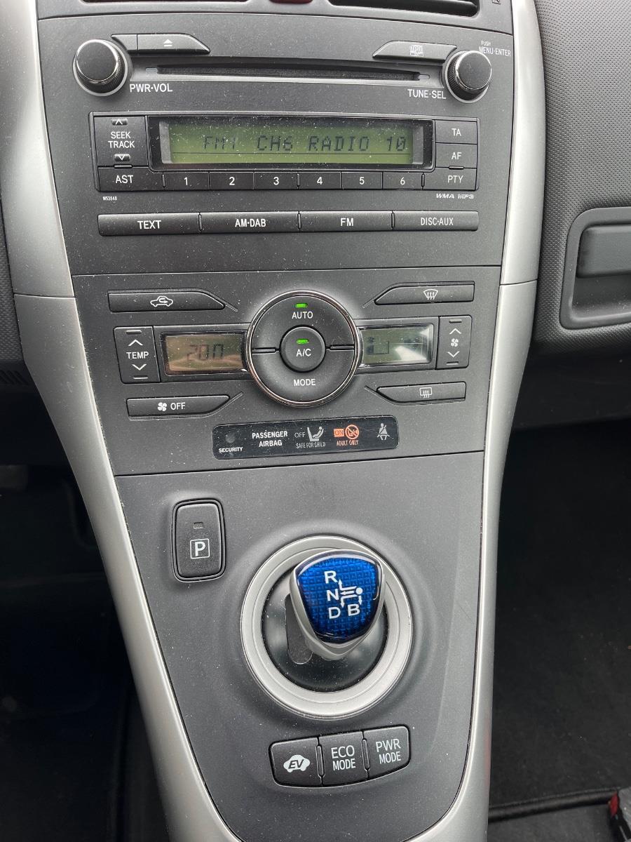 Toyota Auris 1.8 Full Hybrid Executive Business | 2011 | 181.014 km | Automaat | 4KKF70 | NAP: Geen oordeel