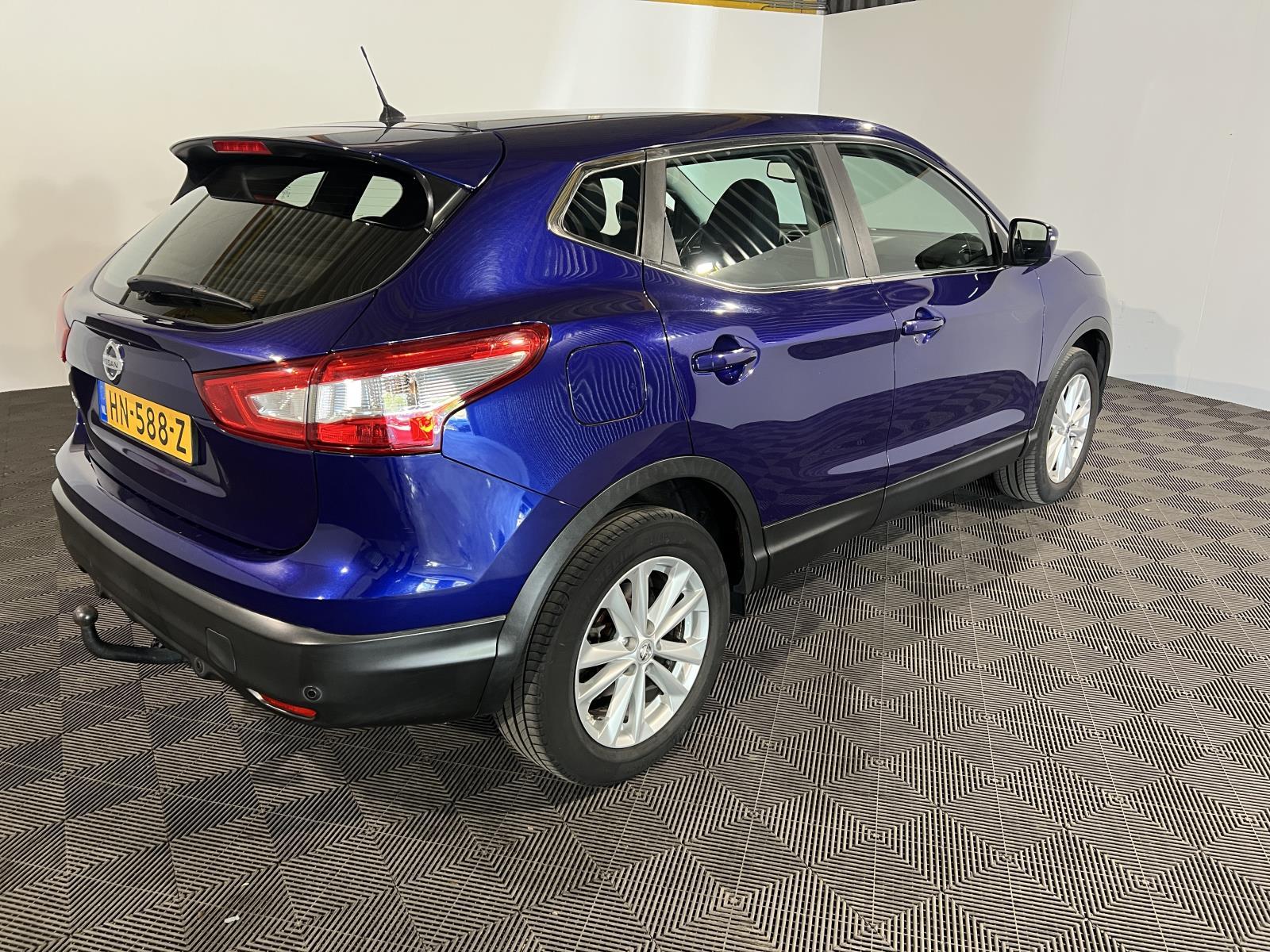 Nissan | Qashqai | 1.2 Connect Edition | 2015 | 158.347 km | HN588Z | Geen oordeel
