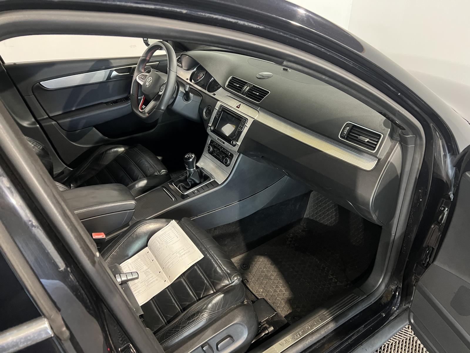 Volkswagen | Passat Variant | 2.0 FSI Comfortline | 2006 | 255.531 km | 34SGHP | Logisch