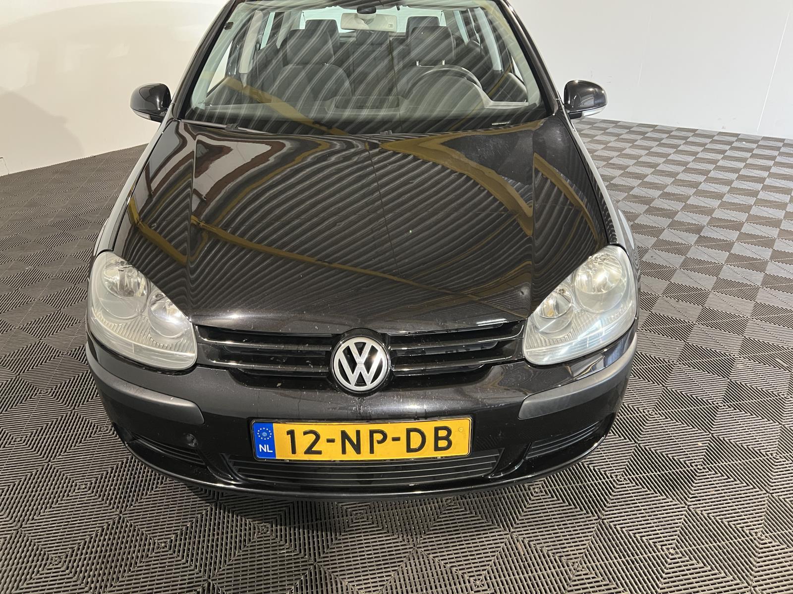 Volkswagen | Golf | 1.6 FSI Comfortline | 2004 | 269,716 km | 12NPDB | Logical