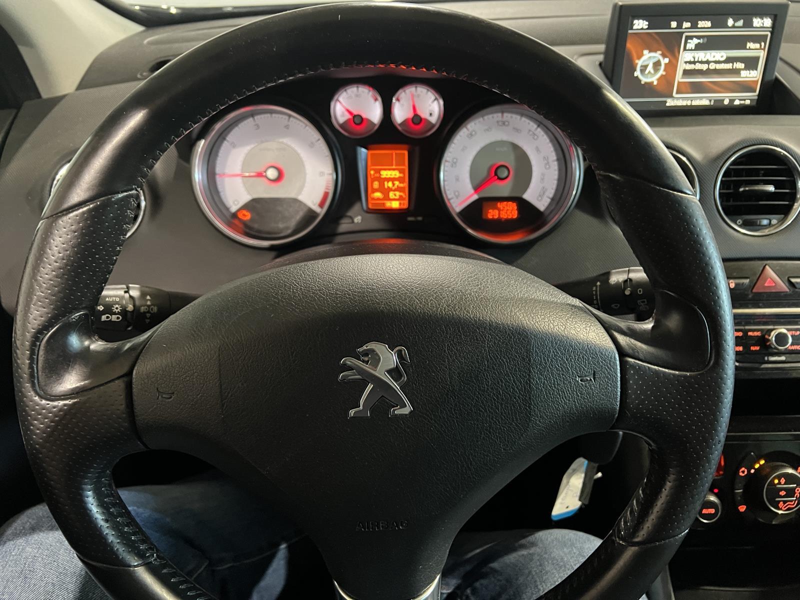 Peugeot | 308 | 1.6 VTi Style | 2013 | 291,659 km | 8XLG93 | No rating
