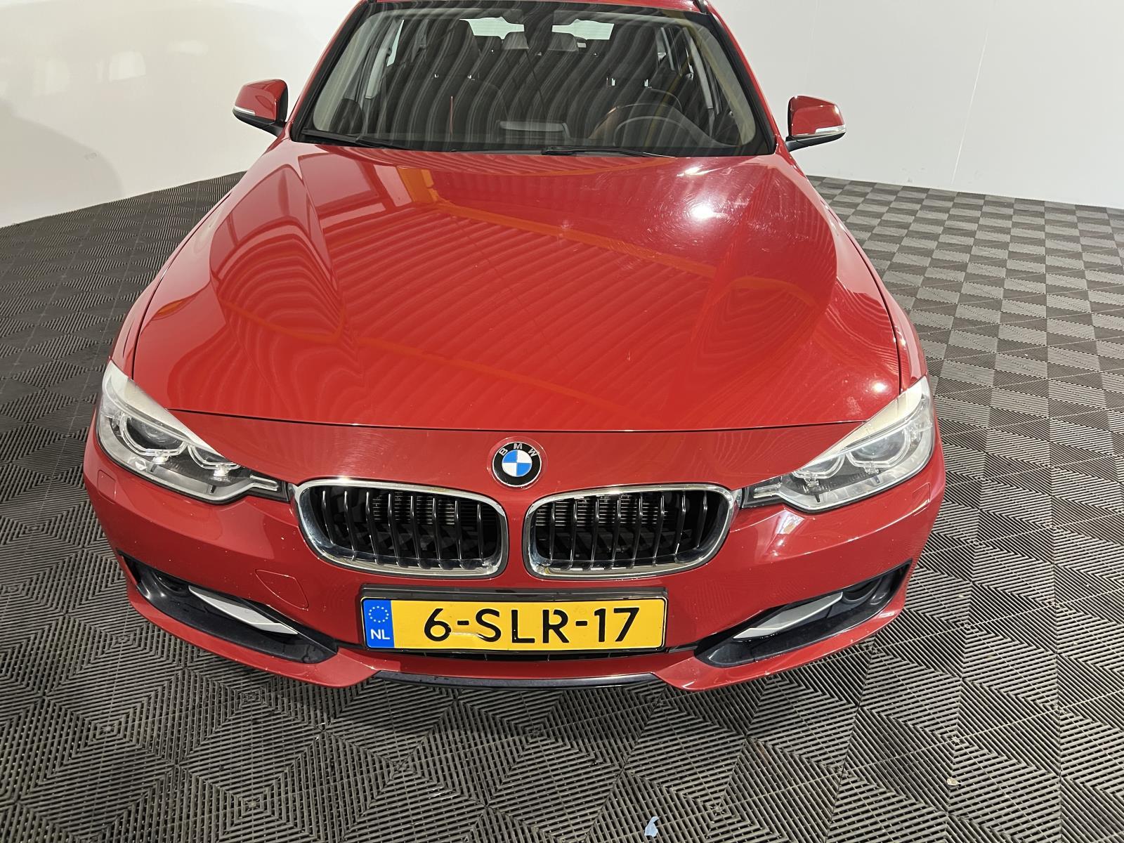 BMW | 3-serie Touring | 316i High Executive | 2013 | 217.549 km | 6SLR17 | Logisch