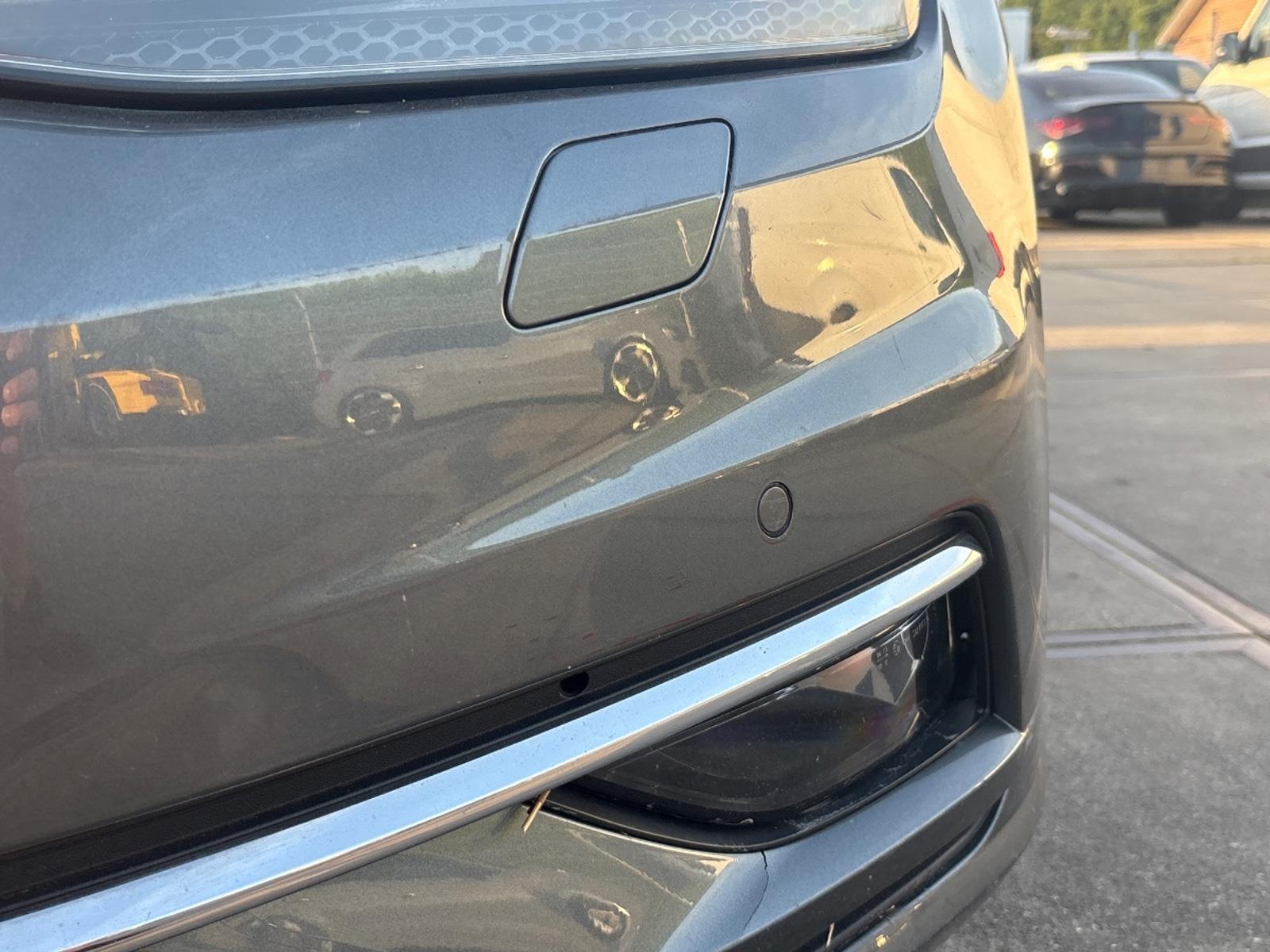 Volkswagen Golf 1.4 TSI Highline Business R | 2017 | 18.750 km | Automaat | X153FD | NAP: Geen oordeel