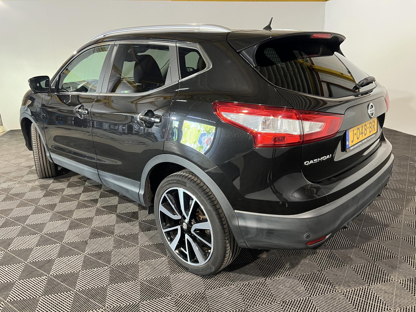 Nissan | Qashqai | 1.2 Premier Edition | 2014 | 90.715 km | J048BR | Geen oordeel