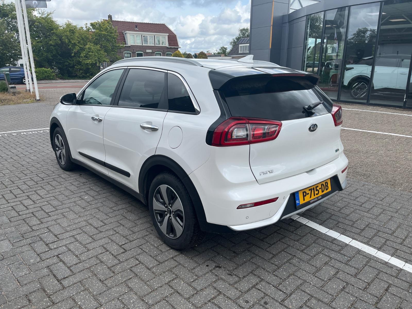 Kia Niro 1.6 GDi Hybrid DynamicLine | 2017 | 113.853 km | Automaat | P715DB | NAP: Geen oordeel