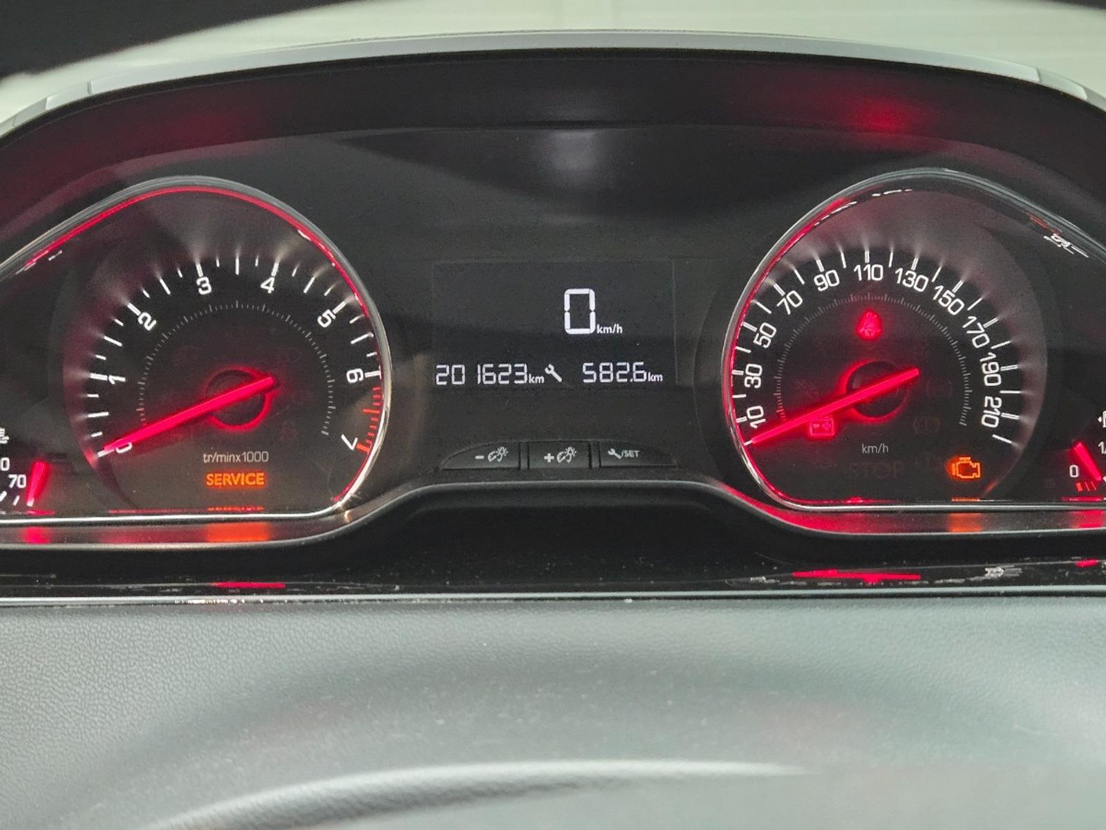 Peugeot 208 1.2 VTi Active | 2014 | 201.623 km | 5TDP17 | NAP: Logisch