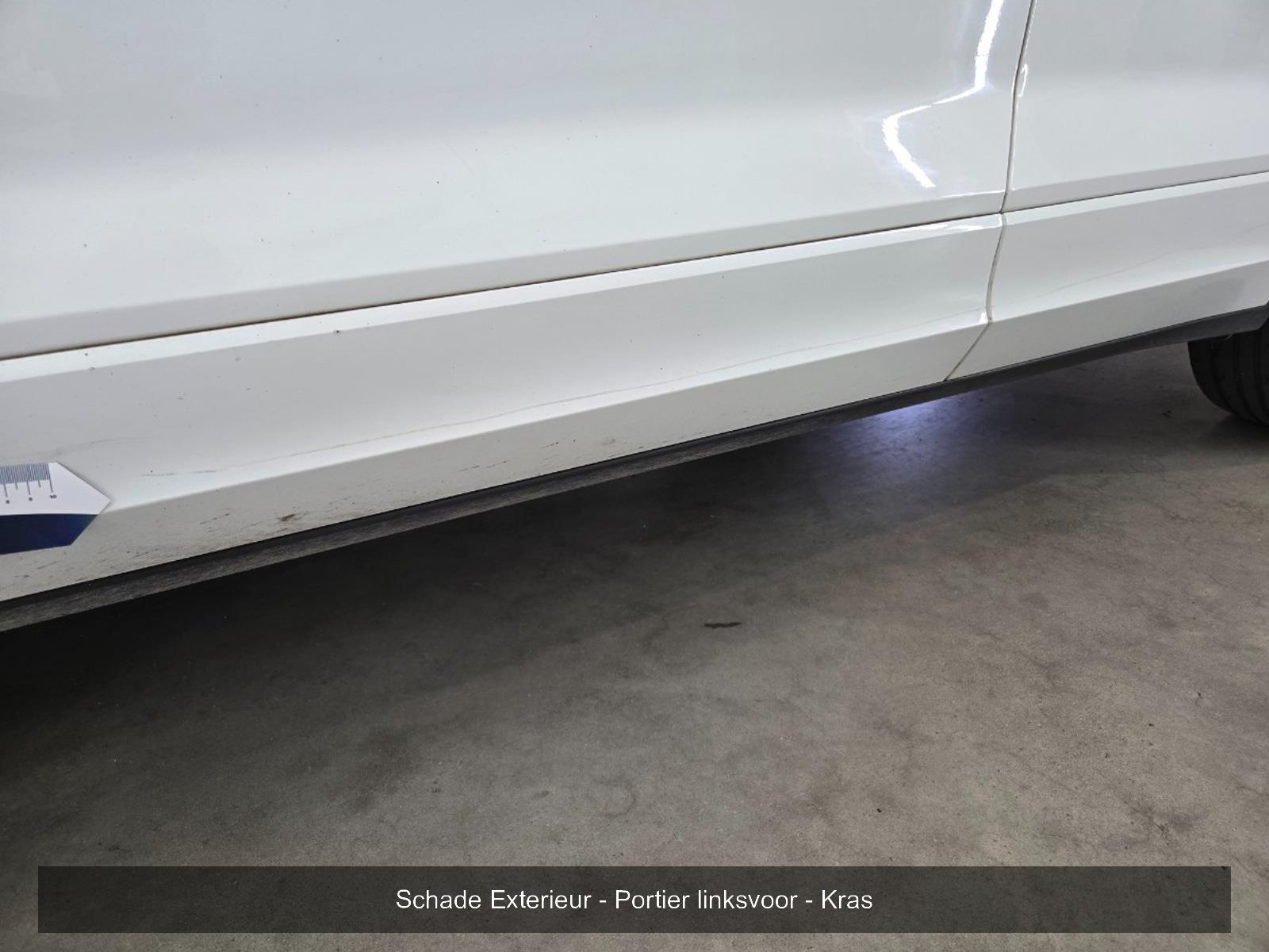 Volkswagen T-Roc 1.5 TSI Sport Business R | 2019 | 154.799 km | Automaat | L422GX | NAP: Geen oordeel