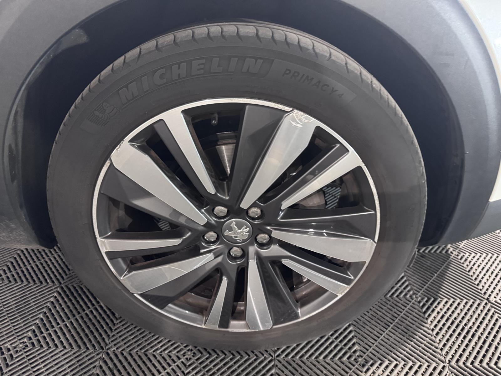 Peugeot | 3008 | 1.2 PureTech GT Line | 2017 | 164.306 km | NH685B | Logisch