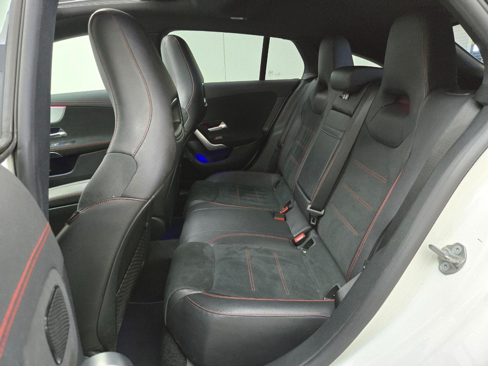 Mercedes-Benz CLA-klasse Shooting Brake 180 Business Solution AMG | 2020 | 89.013 km | Automaat | J844DK | NAP: Logisch