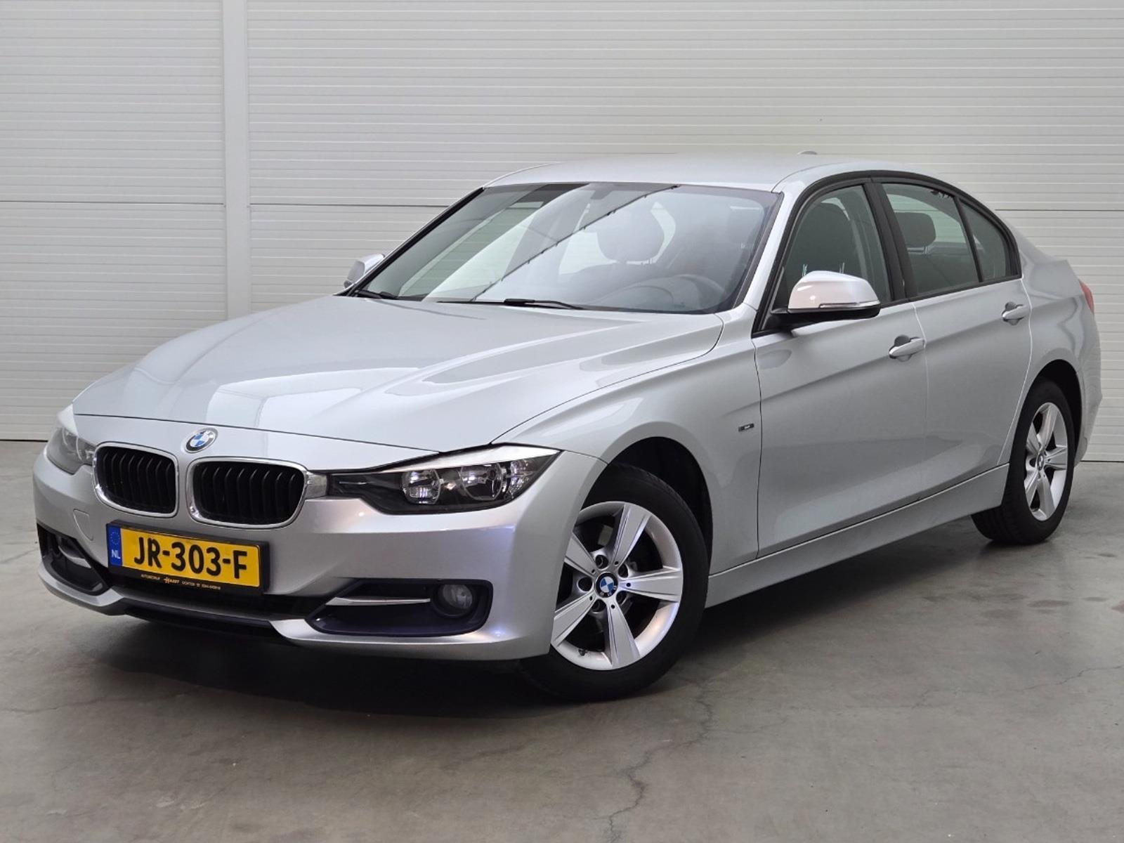 BMW 3-serie 316i Business | 2016 | 39.817 km | Automaat | JR303F | NAP: Logisch