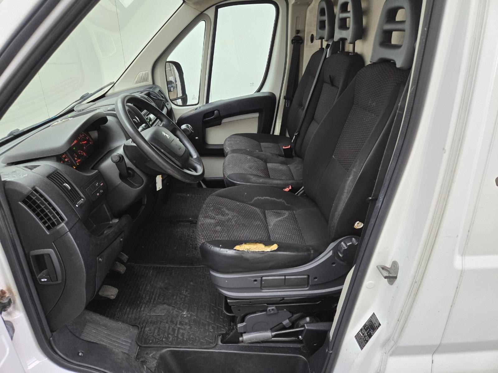 Peugeot Boxer 328 2.2 HDI L1H1 XR Profit+ | 2015 | 228,694 km | VR867R | NAP: Makes sense