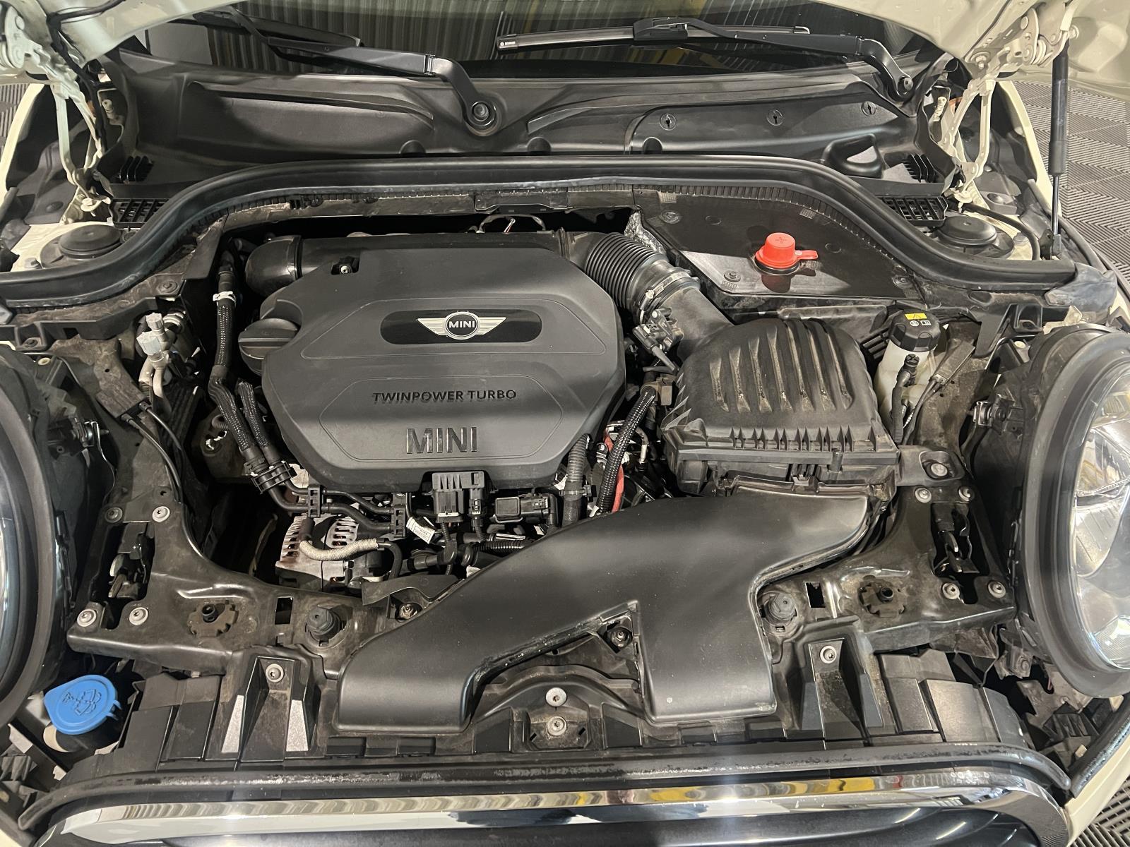 Mini | Mini | 1.5 One D Business | 2017 | 142.759 km | T399NN | Geen oordeel