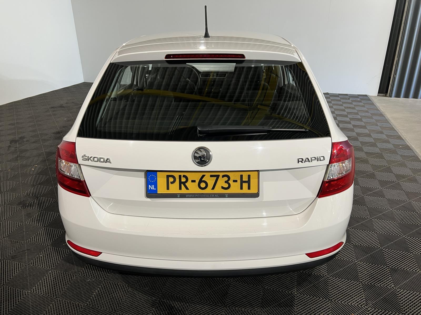 Skoda | Rapid Spaceback | 1.2 TSI Greentech Active | 2014 | 136.987 km | PR673H | Geen oordeel