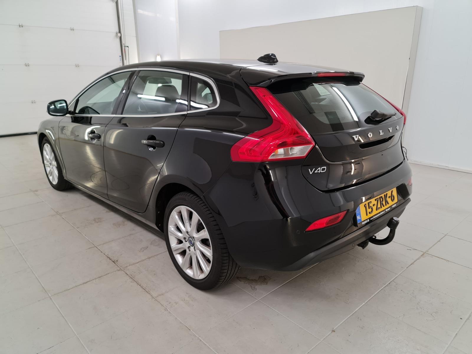 Volvo V40 1.6 D2 Summum | 2013 | 329,819 km | 15ZRK6 | NAP: Makes sense