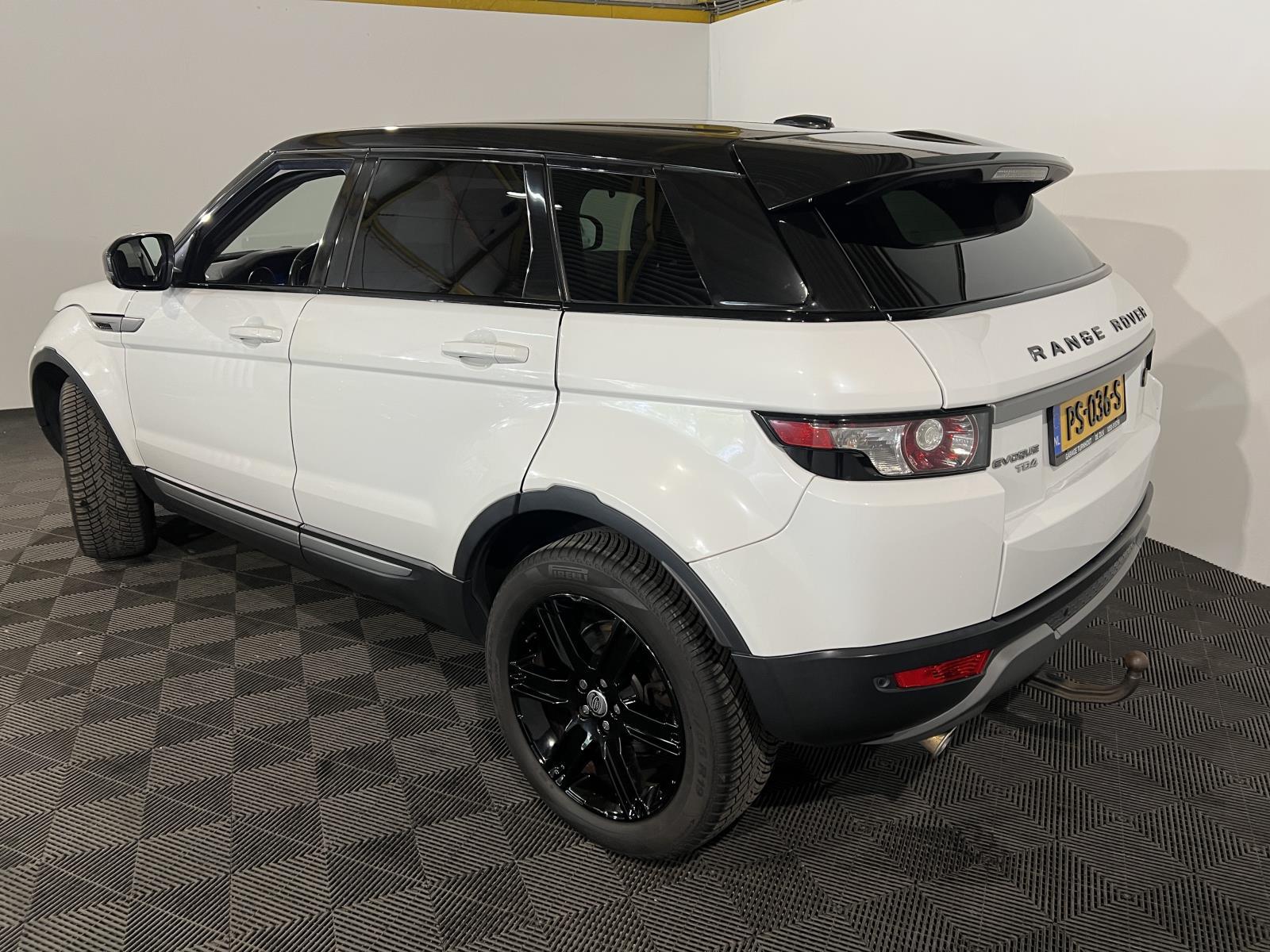 Land Rover | Range Rover Evoque | 2.2 TD4 4WD Pure | 2013 | 204.930 km | PS036S | Geen oordeel