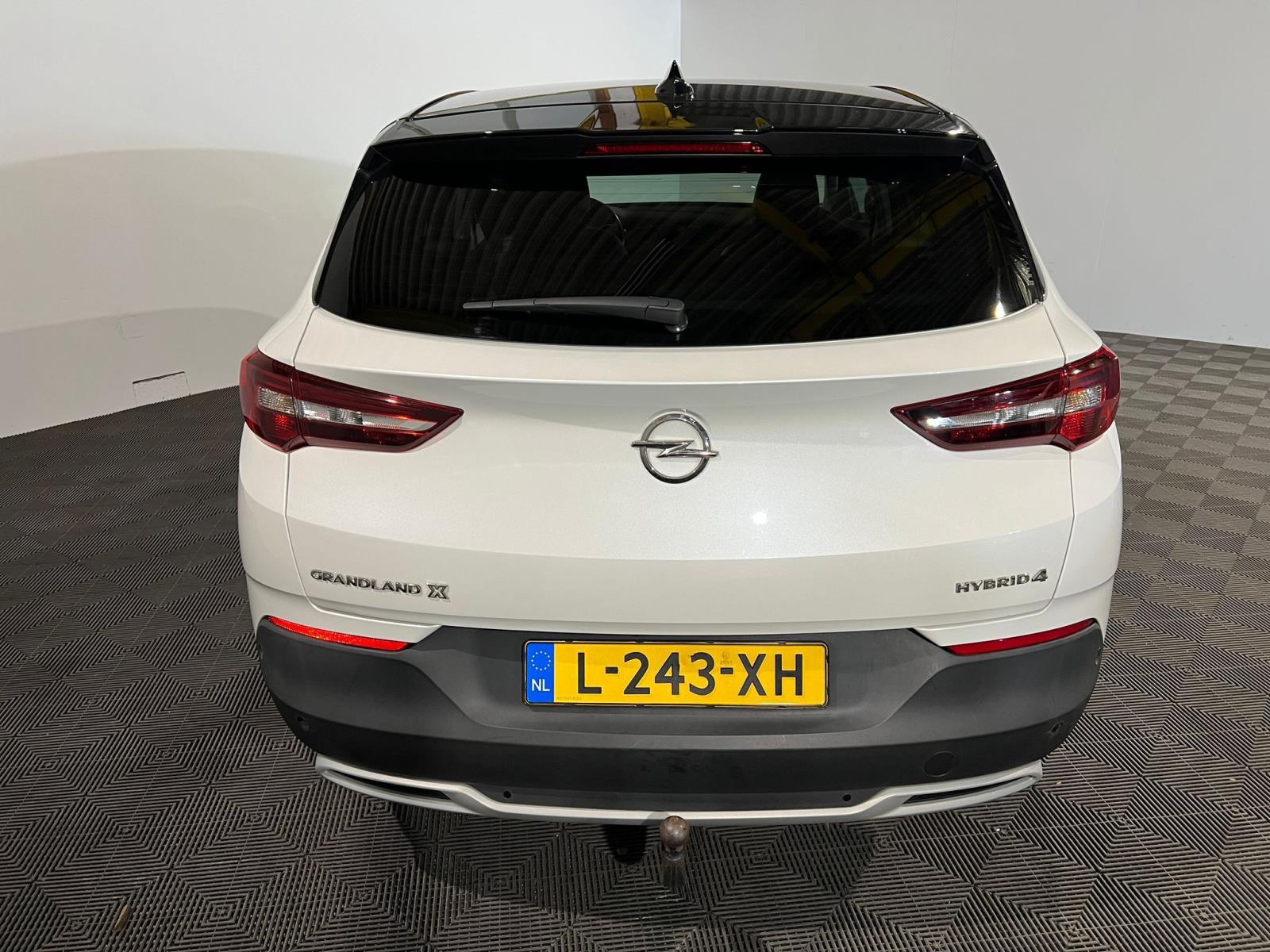 Opel | Grandland X | 1.6 Turbo Hybrid4 Ultimate | 2021 | 188.683 km | L243XH | Logisch