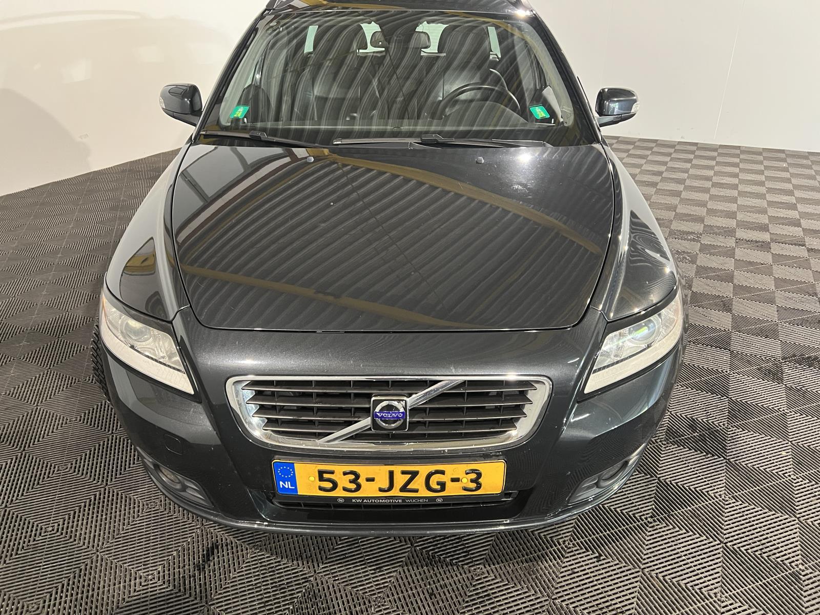 Volvo | V50 | 2.0 Momentum | 2009 | 321,169 km | 53JZG3 | Logical