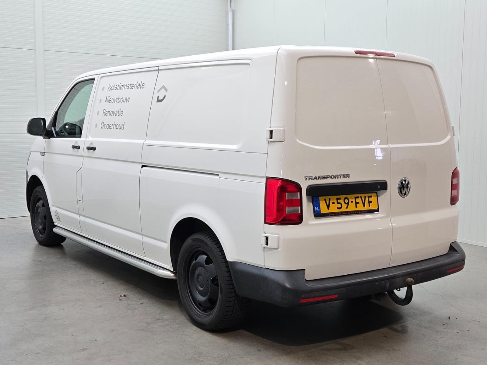 Volkswagen Transporter 2.0 TDI L2H1 Highline | 2019 | 180,159 km | V59FVF | NAP: No rating