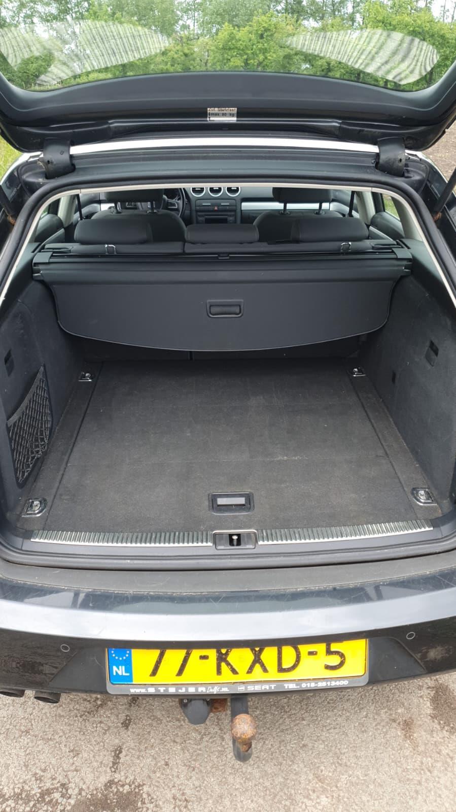 SEAT | Exeo ST | 2.0 TDI Style | 2010 | 282.462 km | 77KXD5 | Logisch