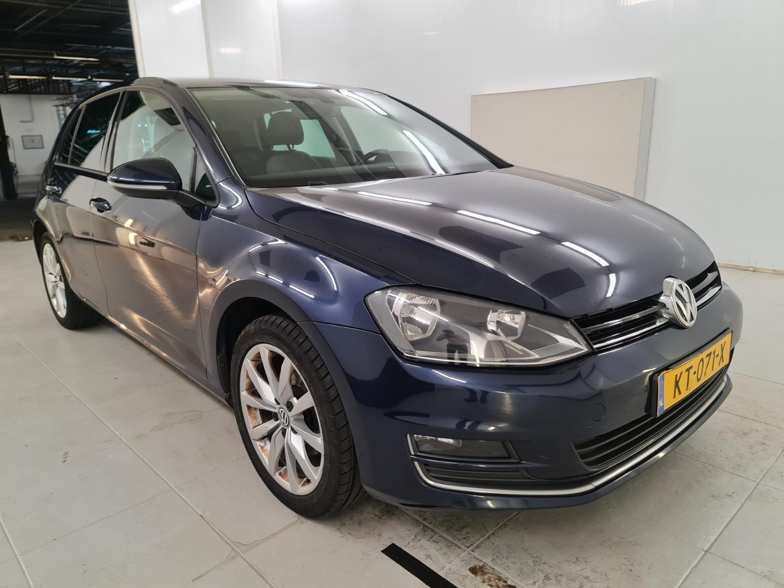 Volkswagen Golf 1.6 TDI Connected Series | 2016 | 331.859 km | Automaat | KT071X | NAP: Logisch