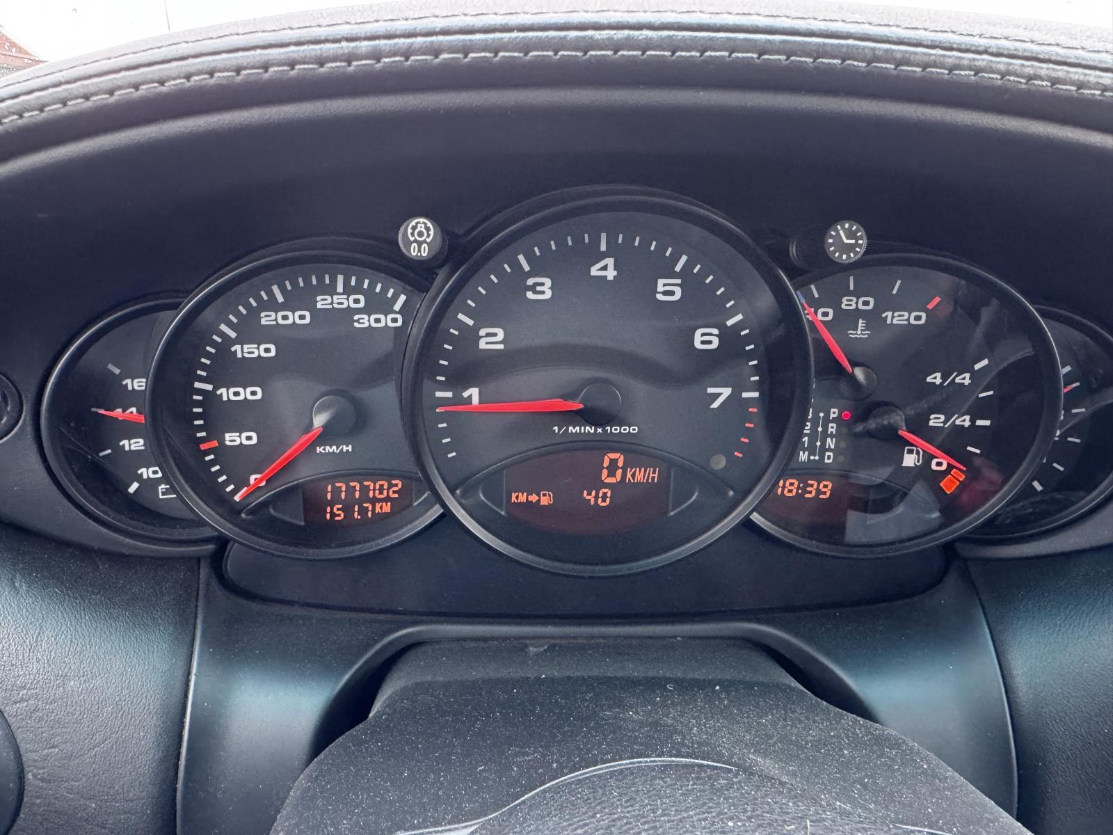 Porsche | 911 | 3.4 Coupé Carrera | 2001 | 177.702 km | GJ673X | Geen oordeel