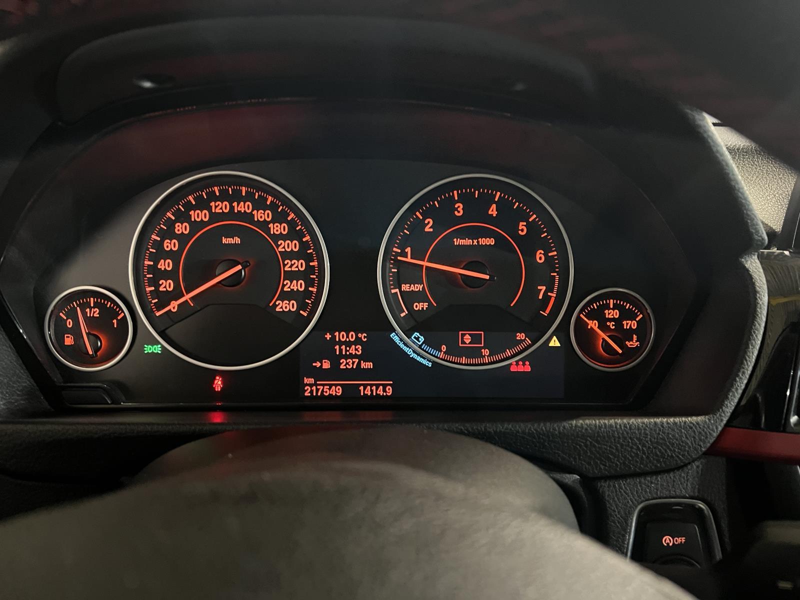 BMW | 3-serie Touring | 316i High Executive | 2013 | 217.549 km | 6SLR17 | Logisch