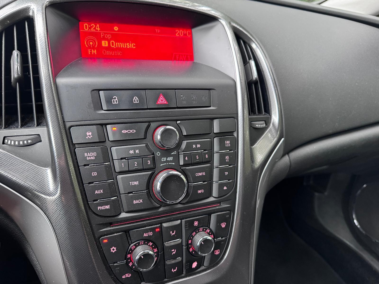 Opel Astra Sports Tourer 1.4 Turbo Cosmo | 2012 | 268,554 km | 58ZGV5 | NAP: Makes sense