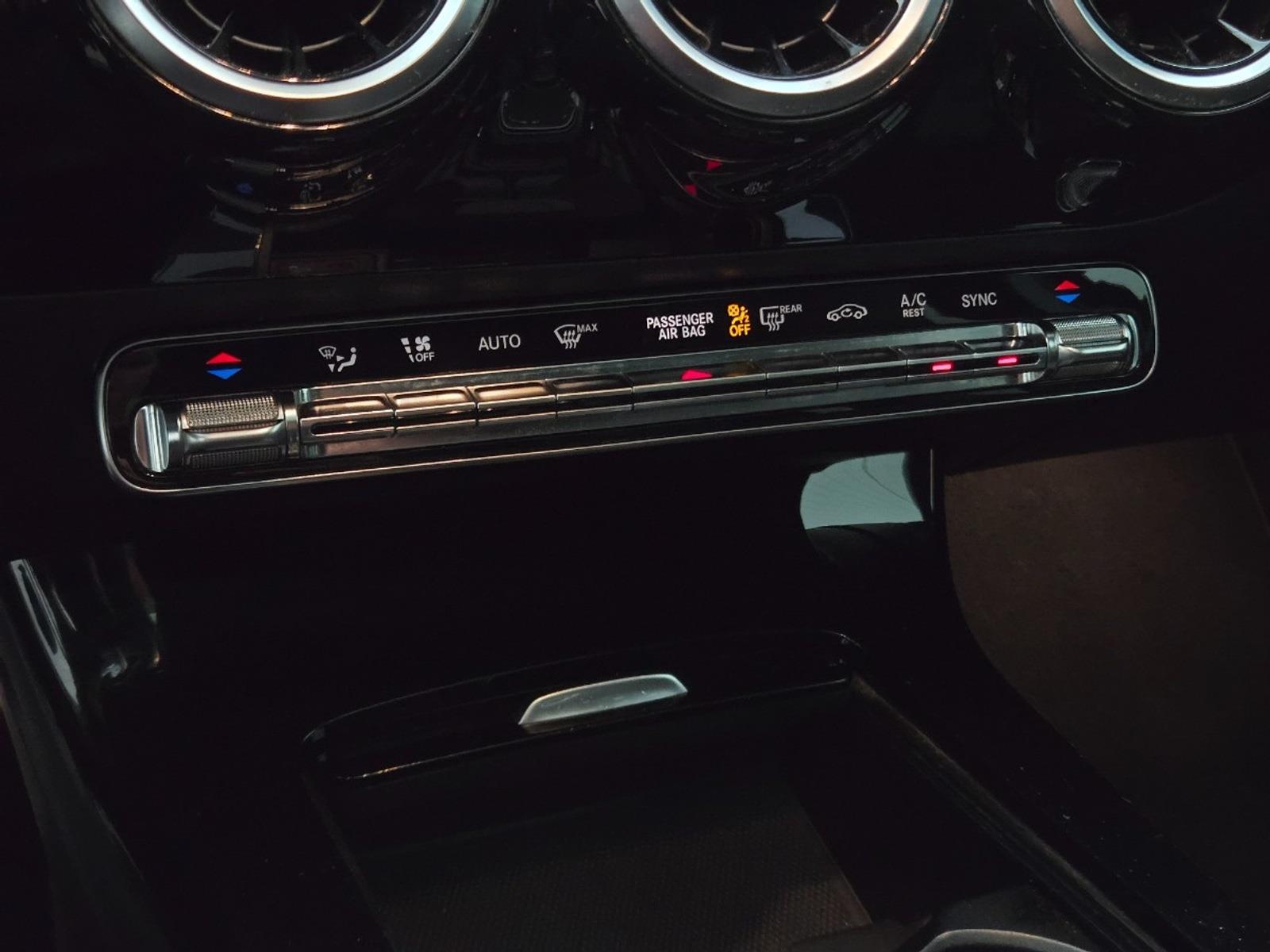 Mercedes-Benz A-Class 180 Business Solution AMG Night Upgrade | 2019 | 172,656 km | Automatic | XZ671J | NAP: Makes sense
