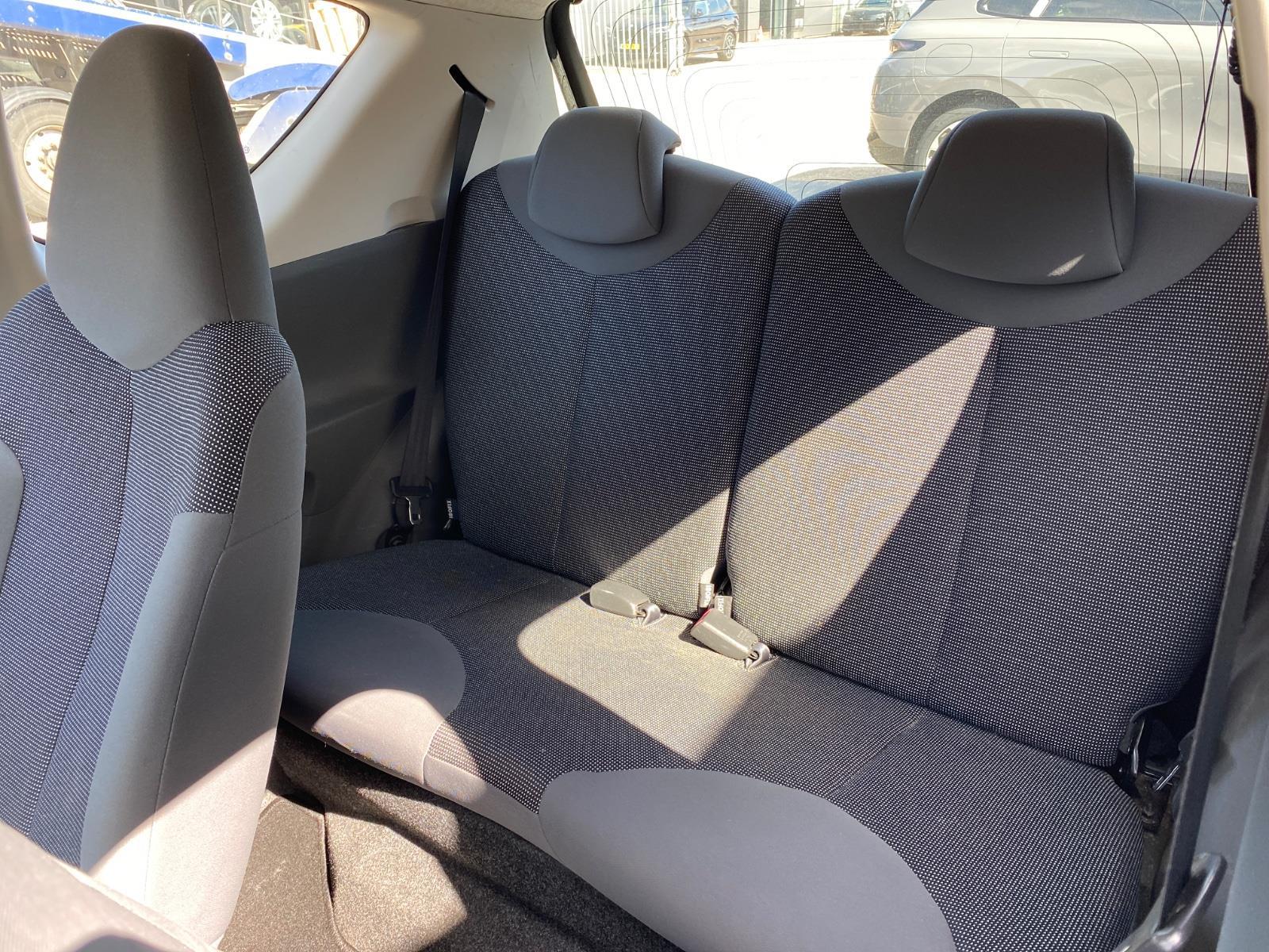 Peugeot 107 1.0-12V XS | 2008 | 222,648 km | 04ZNRK | NAP: Makes sense