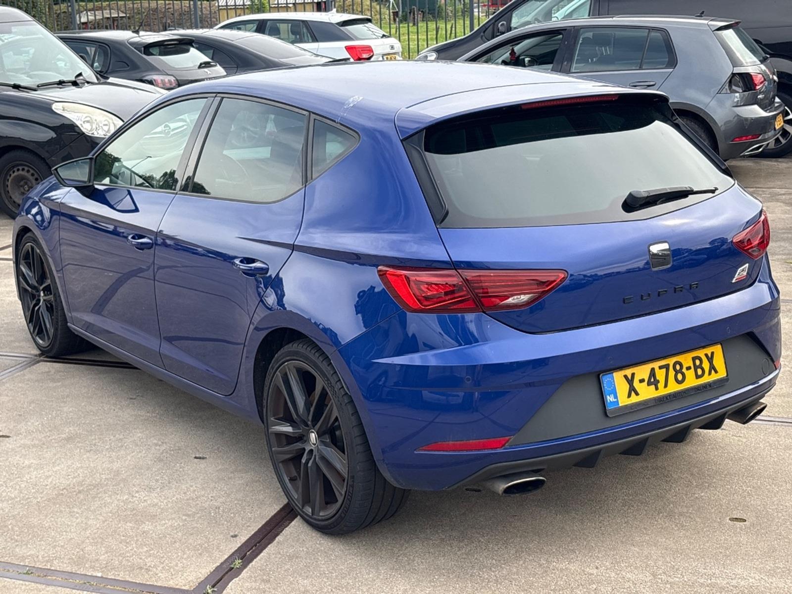 SEAT Leon 2.0 TSI CUPRA 300 | 2017 | 164.876 km | Automaat | X478BX | NAP: Geen oordeel