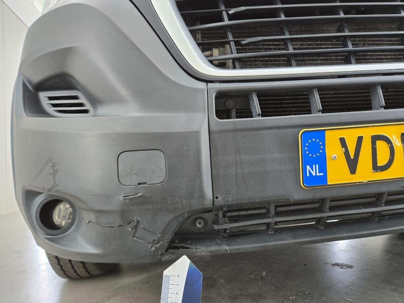 Peugeot Boxer 335 2.0 BlueHDI L3H3 Pro | 2018 | 165.302 km | VDL67P | NAP: Geen oordeel