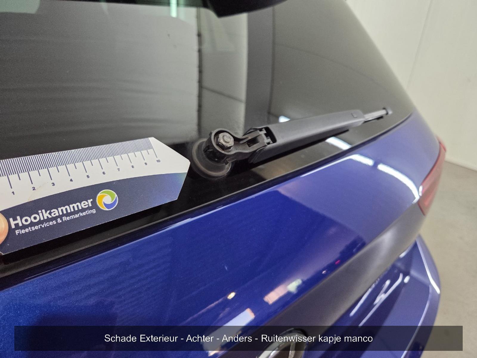 Volkswagen Golf 1.5 eTSI R-Line | 2023 | 105,636 km | Automatic | GJV33B | NAP: No rating