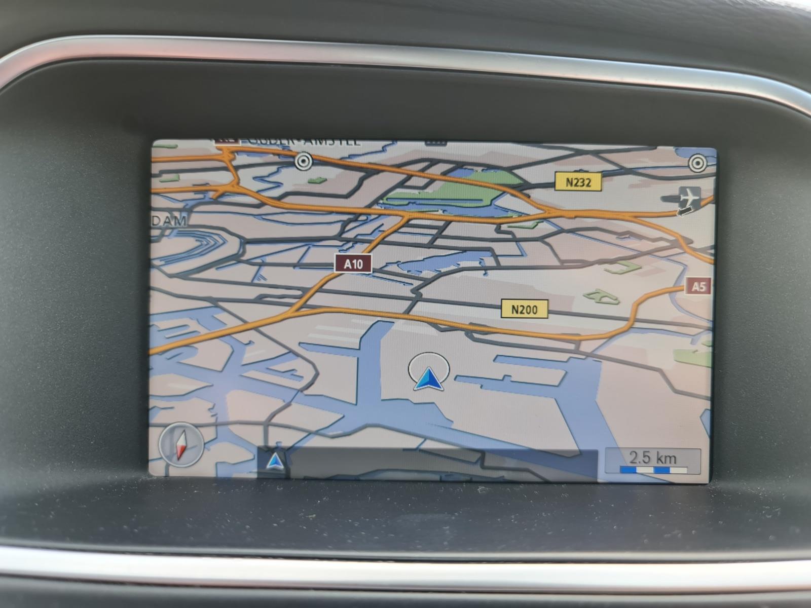 Volvo V40 1.6 D2 Summum | 2013 | 329,819 km | 15ZRK6 | NAP: Makes sense