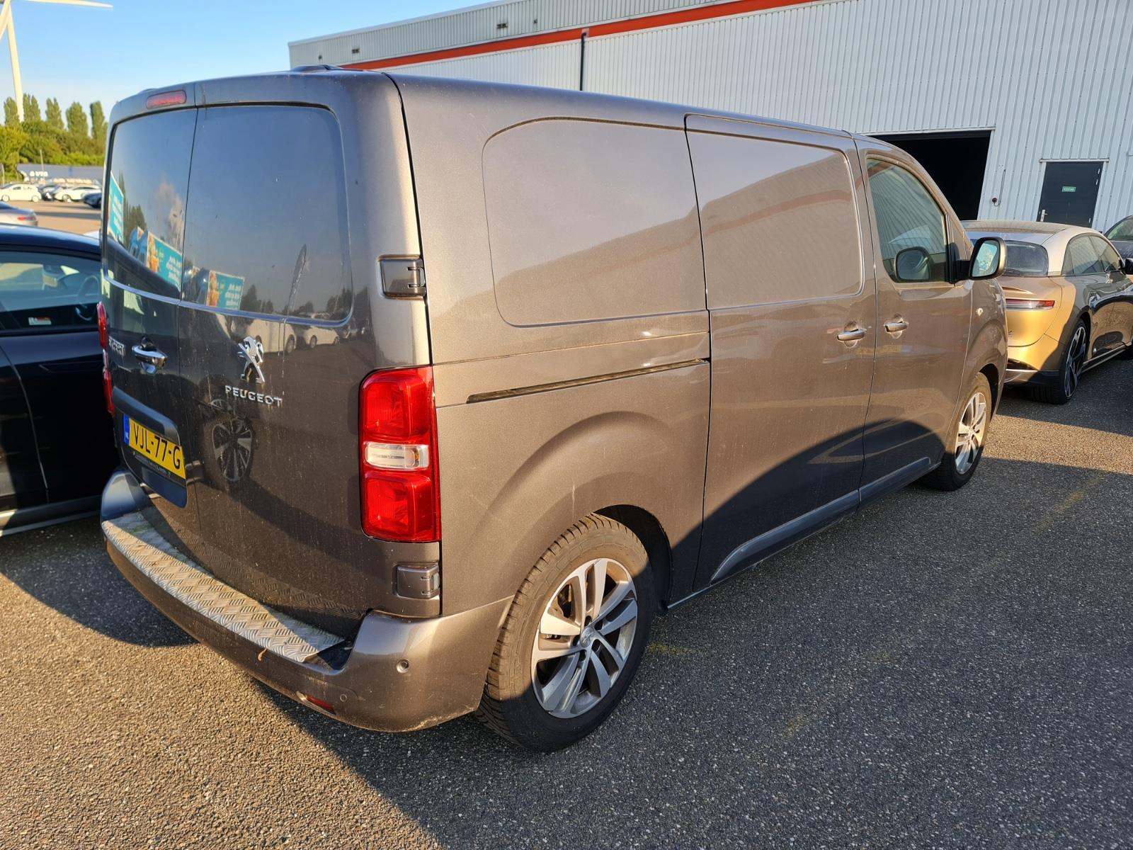 Peugeot Expert 2.0 BlueHDI 120 Standard Asphalt | 2021 | 99.599 km | Automaat | VJL77G | NAP: Logisch