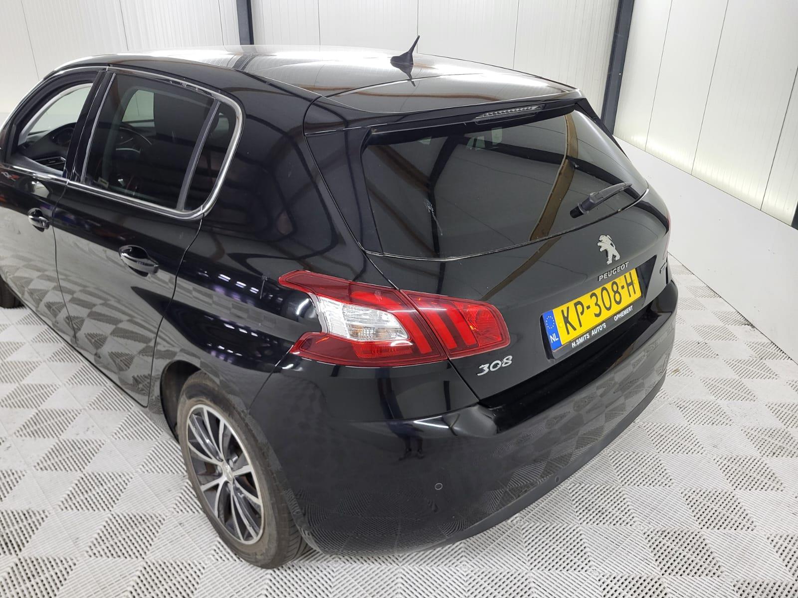 Peugeot | 308 | 1.2 PureTech Blue Lease Premium | 2016 | 165,208 km | KP308H | Logical