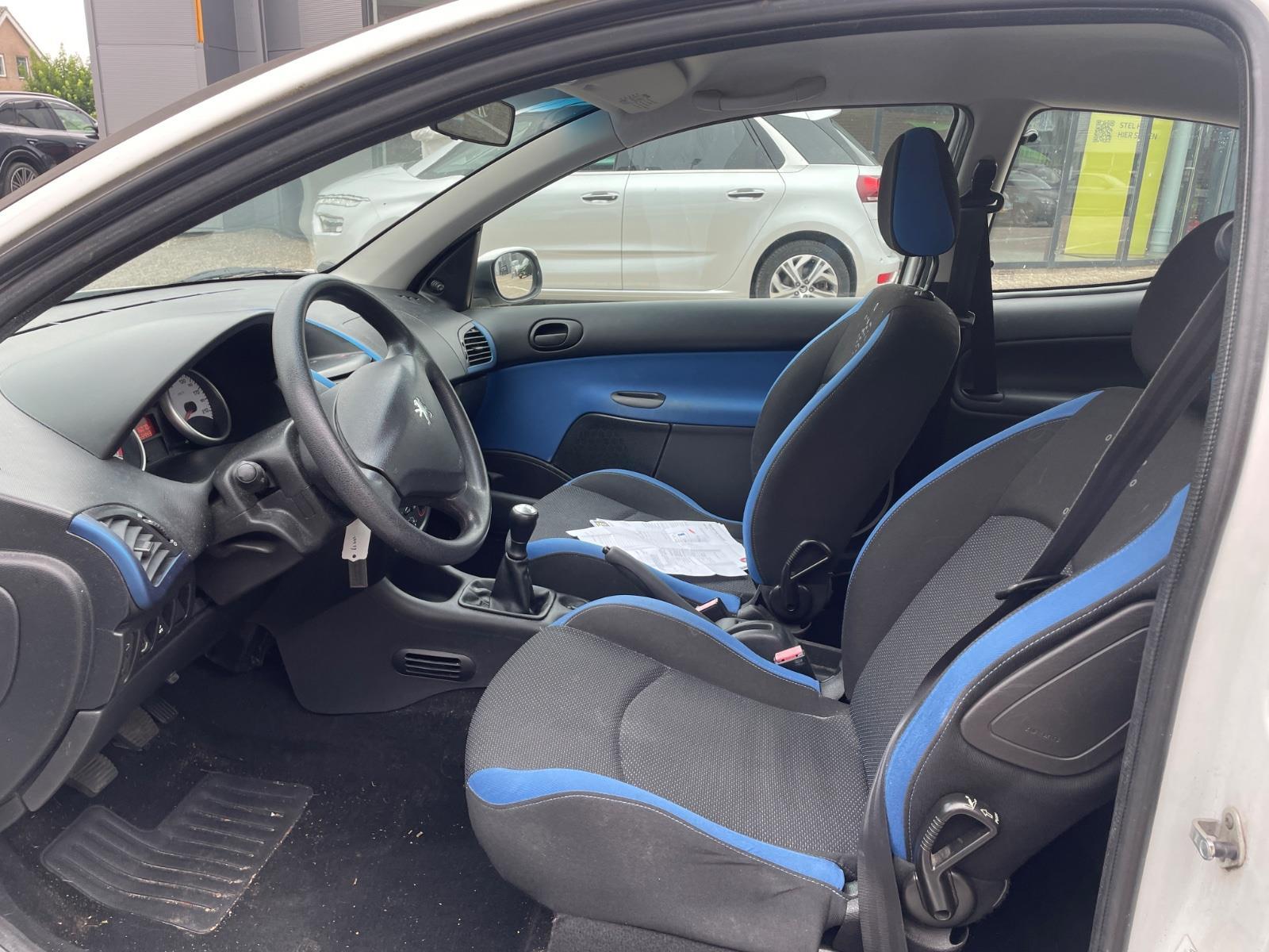 Peugeot 206 + 1.1 Accent | 2011 | 65.442 km | 23TPF9 | NAP: Onlogisch
