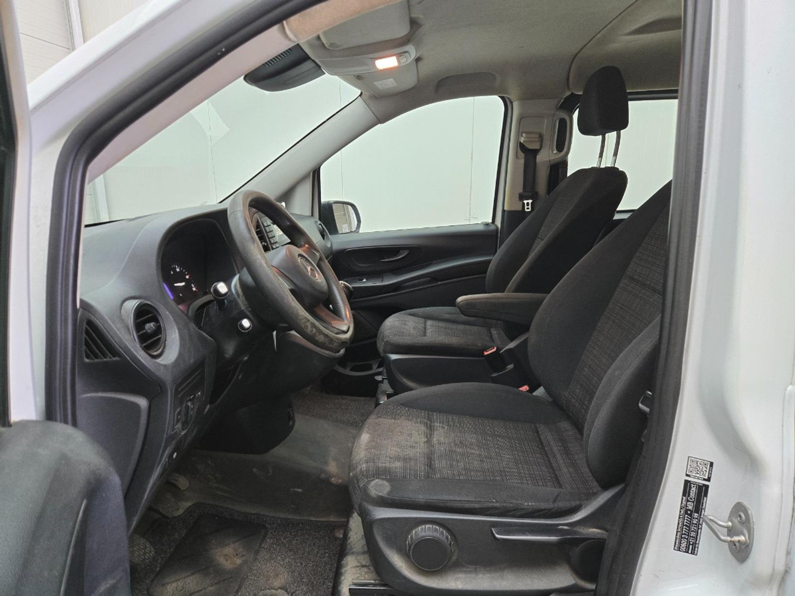 Mercedes-Benz Vito 111 CDI Extra Long DC Comfort | 2017 | 269,796 km | V419FV | NAP: Makes sense