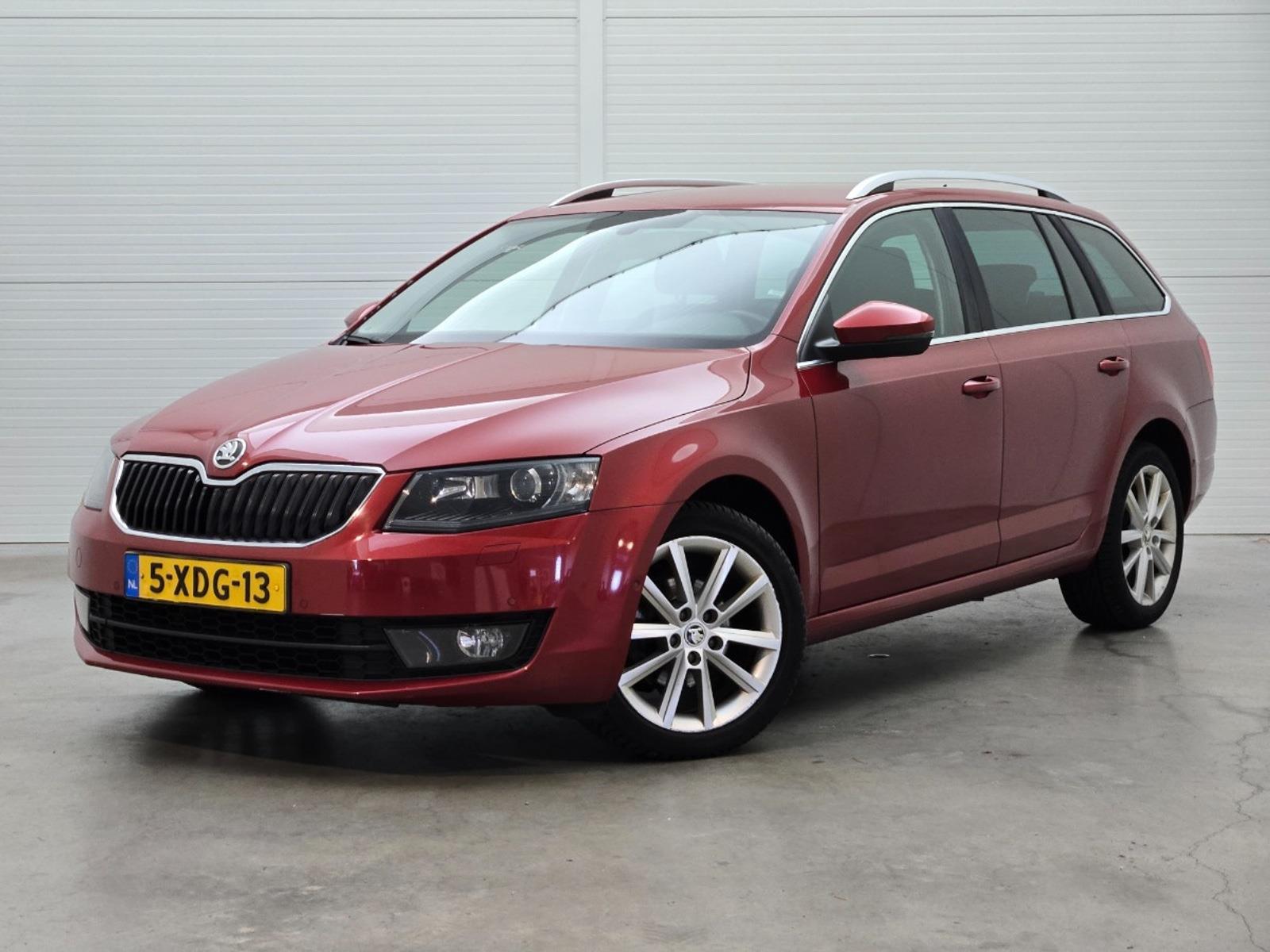 Skoda Octavia Combi 1.6 TDI Elegance Businessline Station Wagon | 2014 | 282,705 km | Automatic | 5XDG13 | NAP: Makes sense