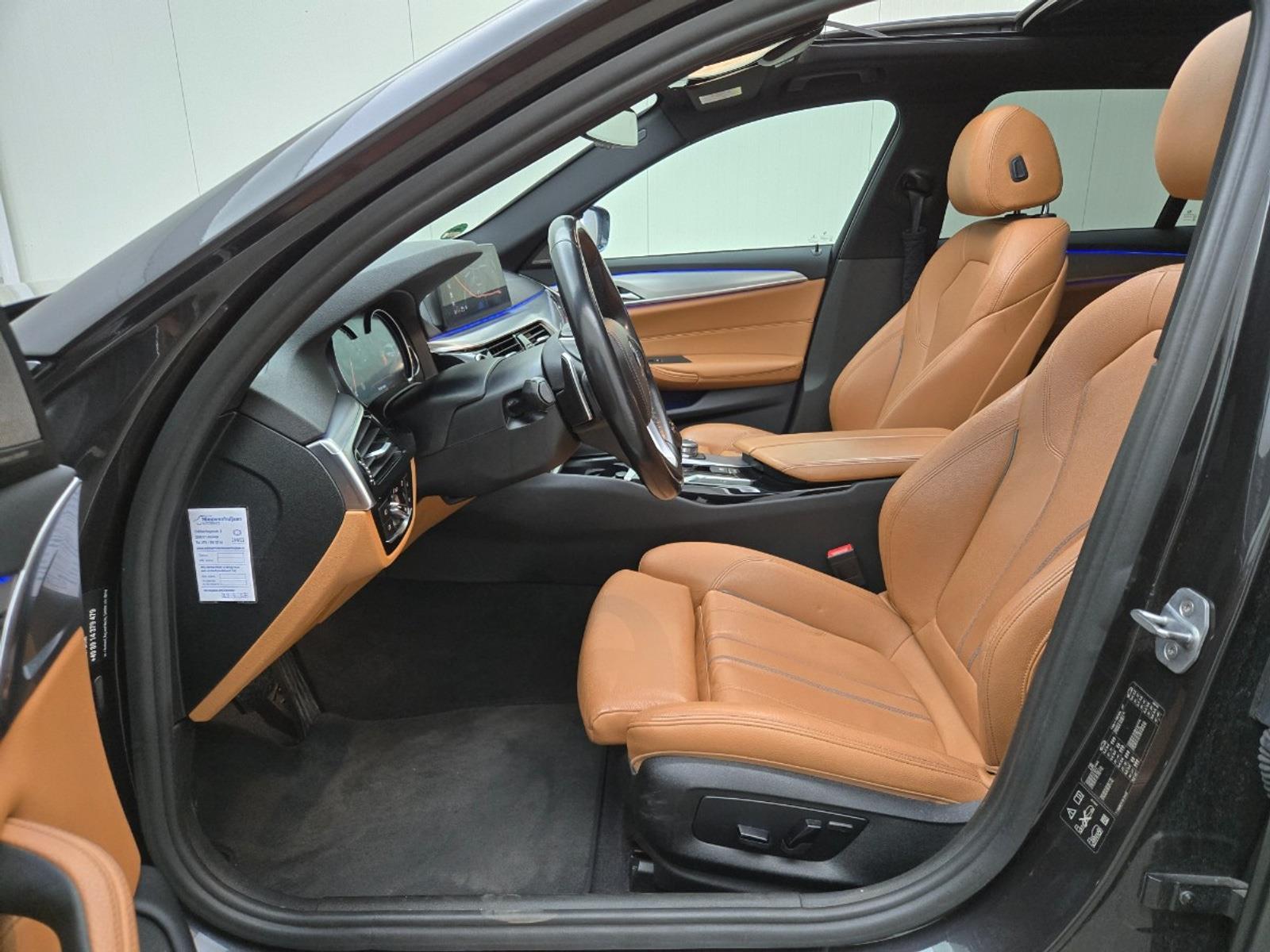 BMW 5-serie Touring 530i xDrive High Executive Stationwagen | 2017 | 190.637 km | Automaat | L411DR | NAP: Geen oordeel