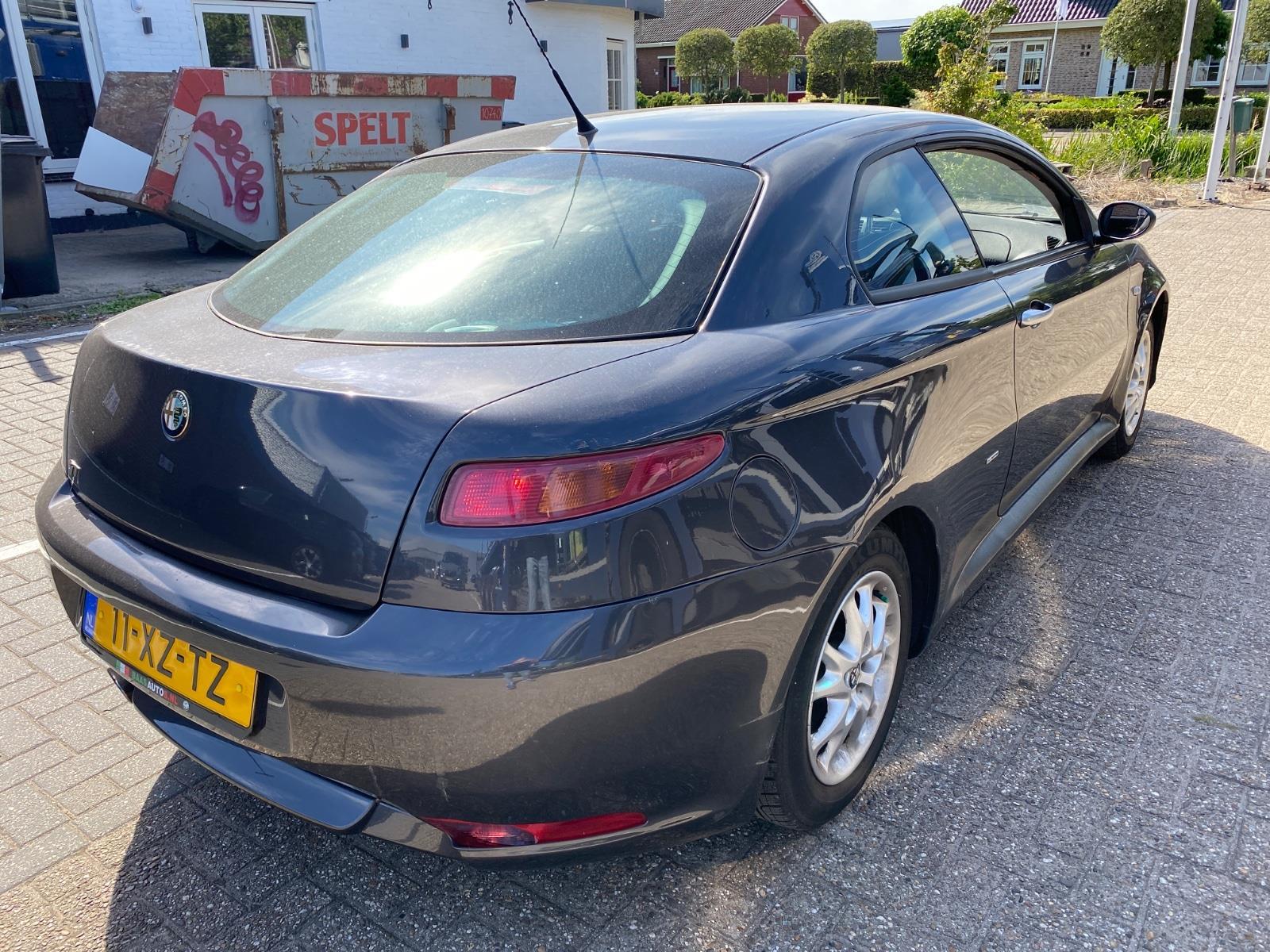 Alfa Romeo GT 2.0 JTS Distinctive | 2007 | 229,931 km | 11XZTZ | NAP: Makes sense