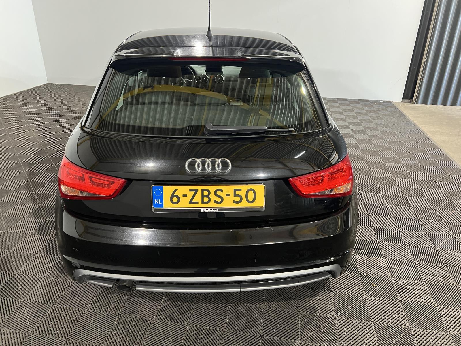 Audi | A1 Sportback | 1.2 TFSI Admired | 2014 | 212,424 km | 6ZBS50 | Logical