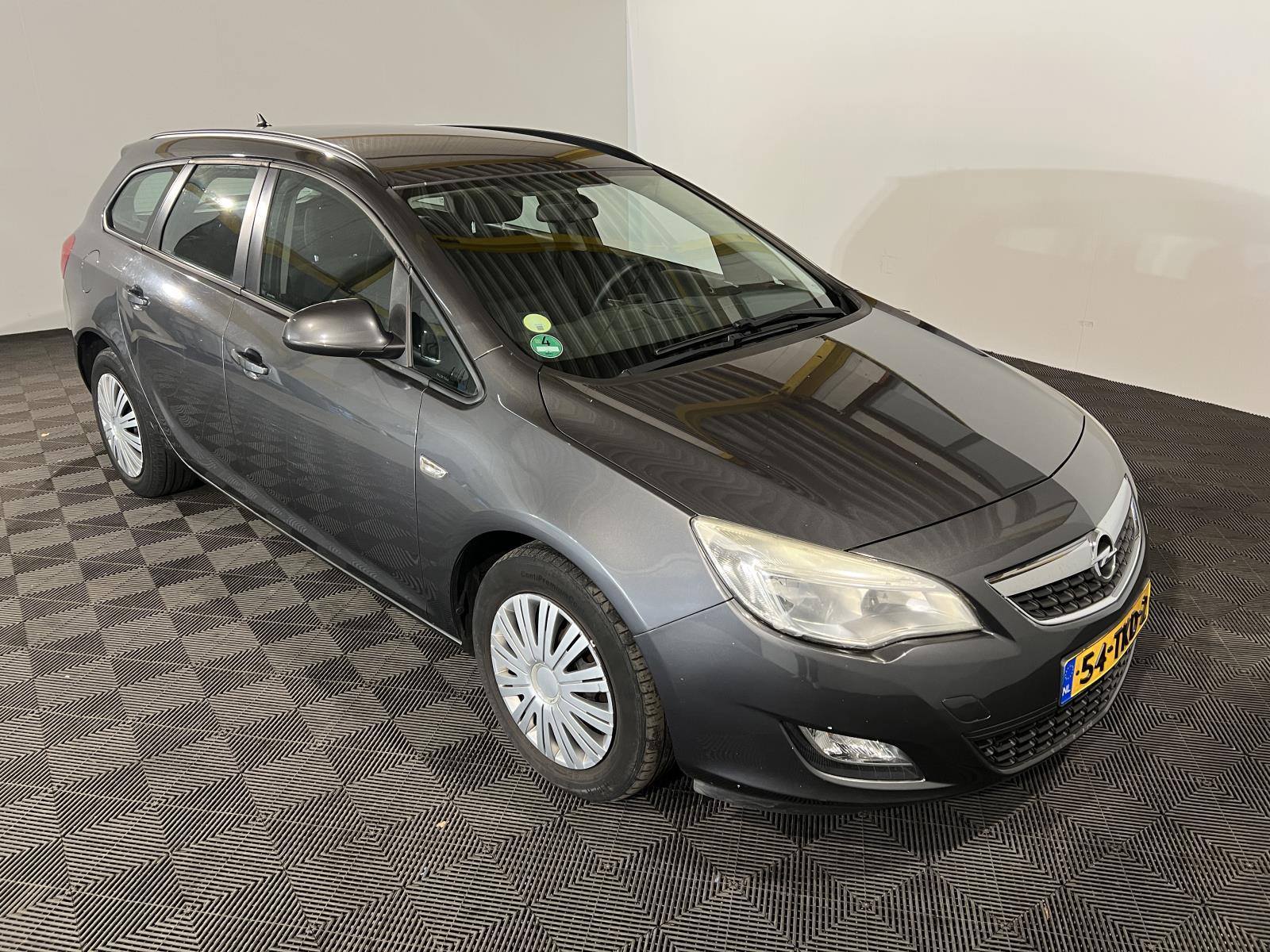 Opel | Astra Sports Tourer | 1.3 CDTi S/S Business Edition | 2012 | 308.154 km | 54TKD2 | Logisch