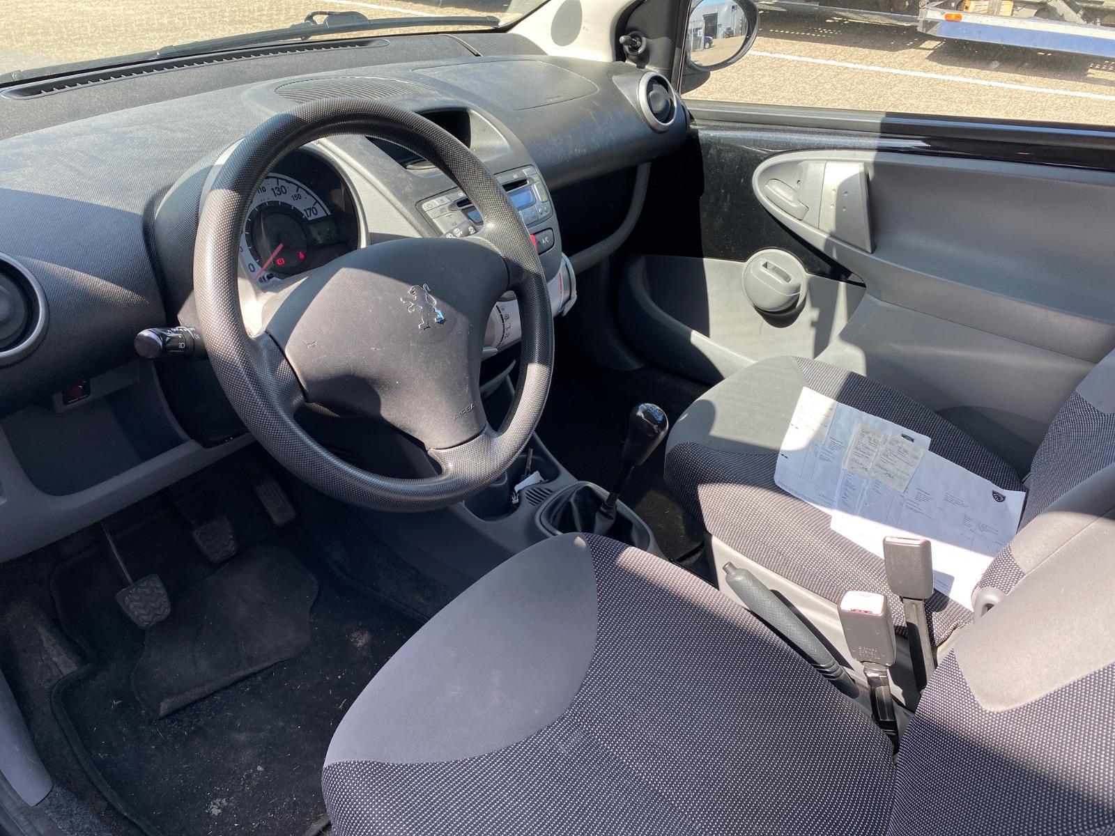 Peugeot 107 1.0-12V XS | 2008 | 222,648 km | 04ZNRK | NAP: Makes sense